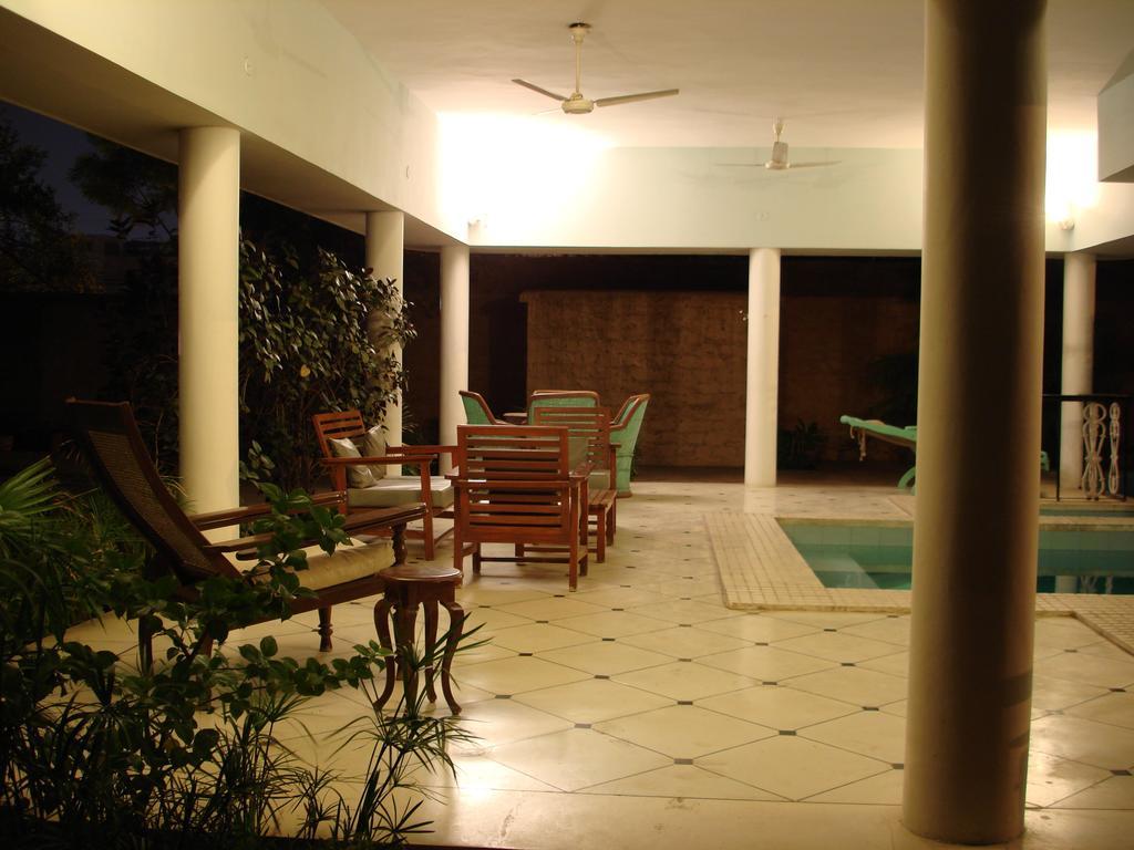Hotel Inn Season Mahāmandir Kültér fotó