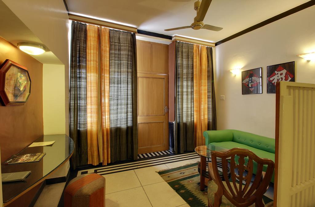 Hotel Inn Season Mahāmandir Kültér fotó