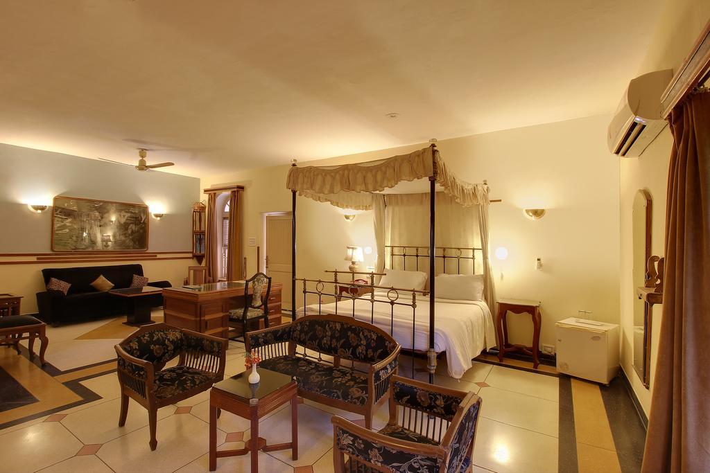 Hotel Inn Season Mahāmandir Kültér fotó
