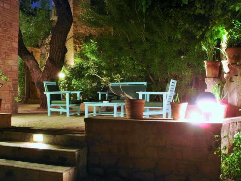 Hotel Inn Season Mahāmandir Kültér fotó